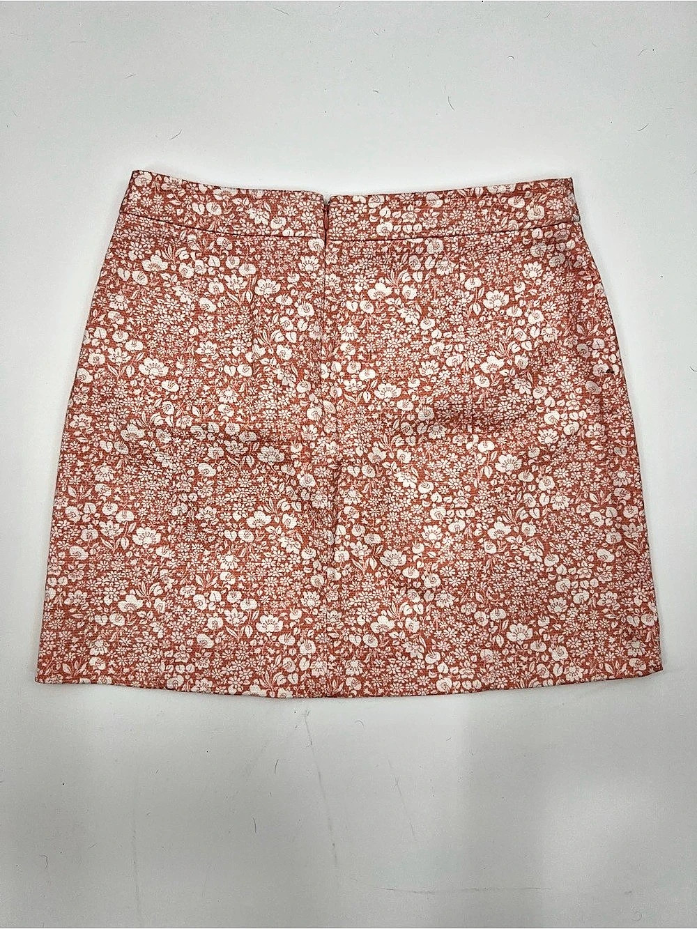 J105 LOFT Outlet Floral Mini Skirt in Pink & White Size 8P Like New